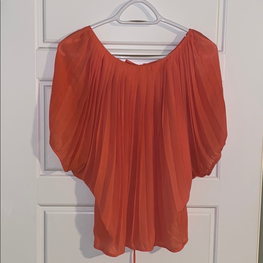 Coral pleated top